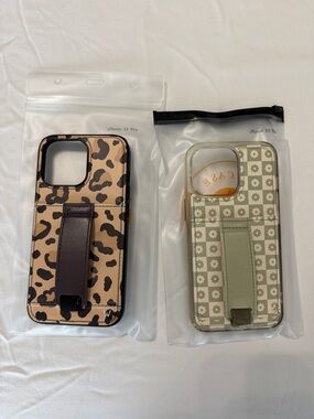 iPhone 13 Pro Cases- Floral Check Card Grip in Sage Green & leopard